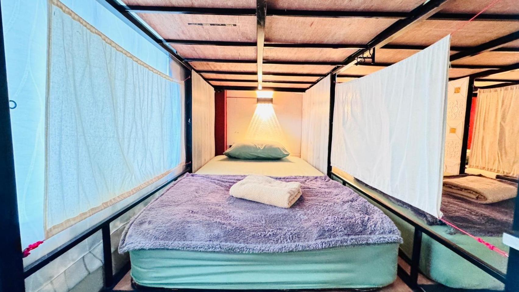 Stay At Moon Hostel Haad Rin Luaran gambar