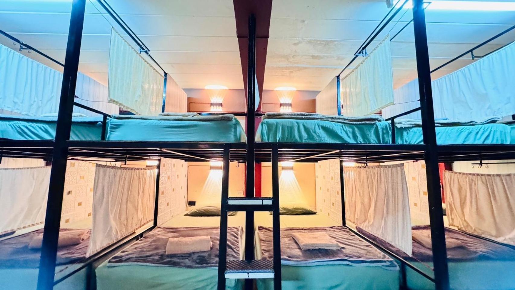Stay At Moon Hostel Haad Rin Luaran gambar
